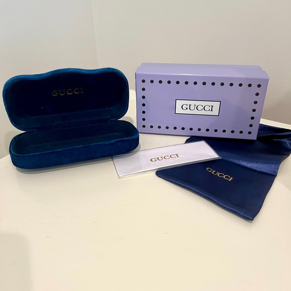 Gucci Blue Velvet Glasses Case with box - Picture 1 of 5